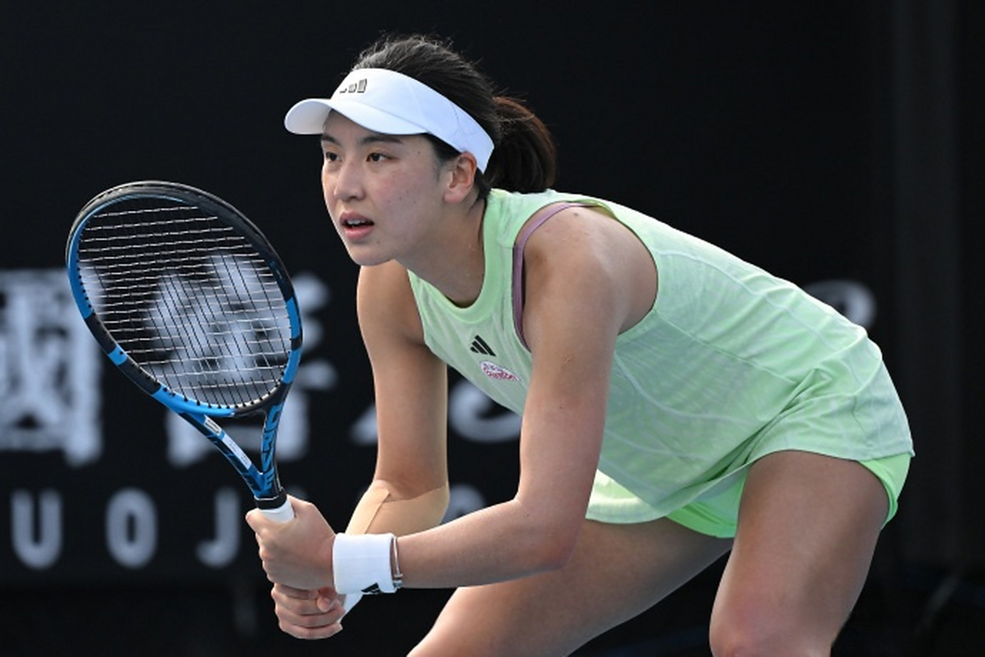 用高质量发 用高质量发